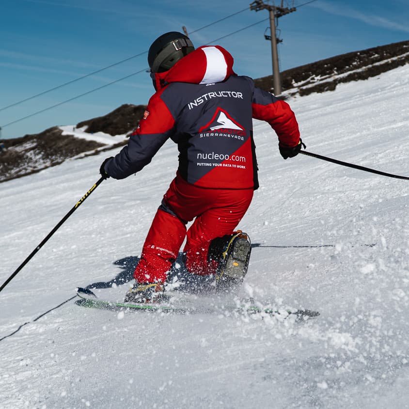 Exclusive Ski Technification Lessons